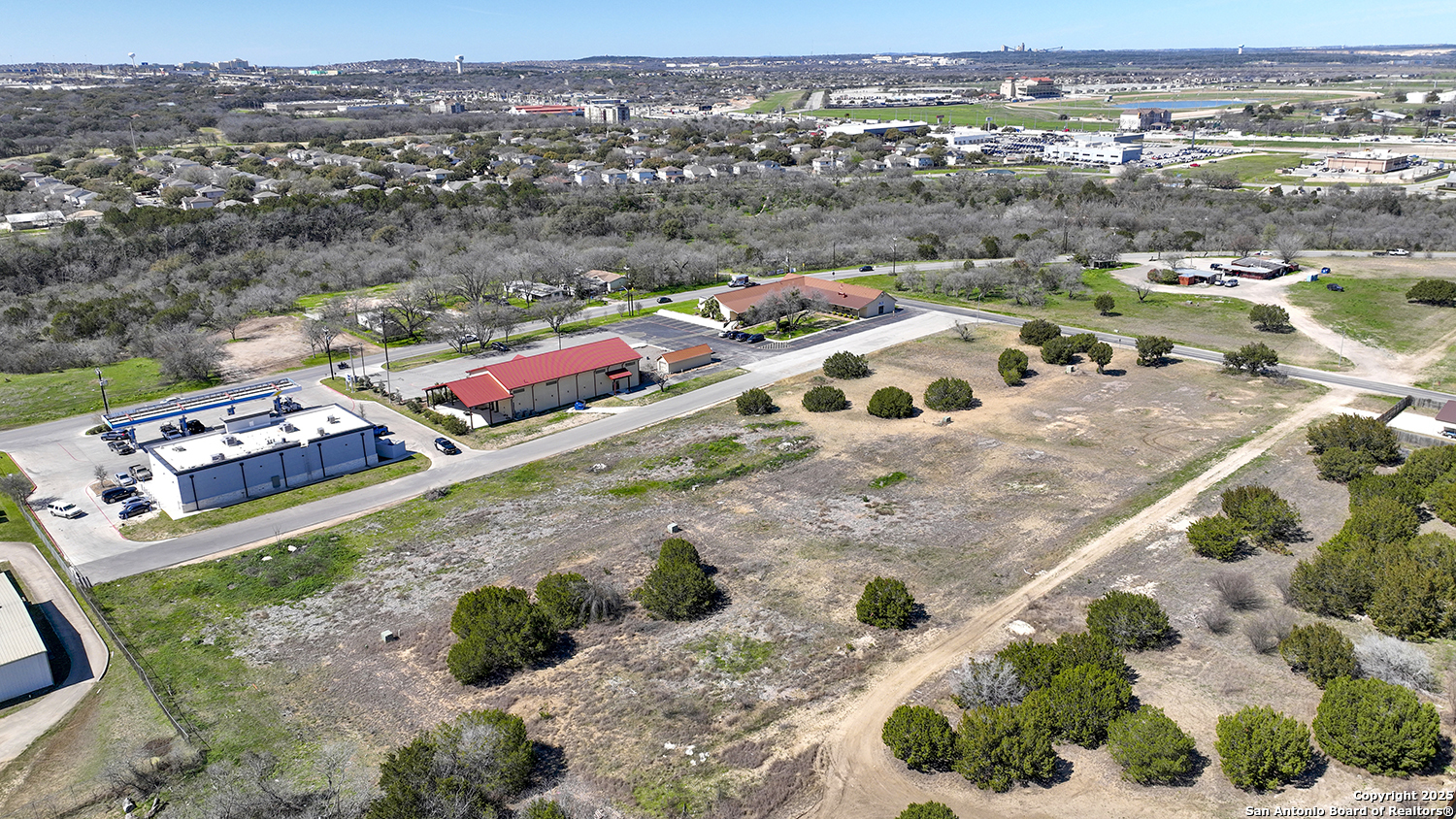 main property photo 12