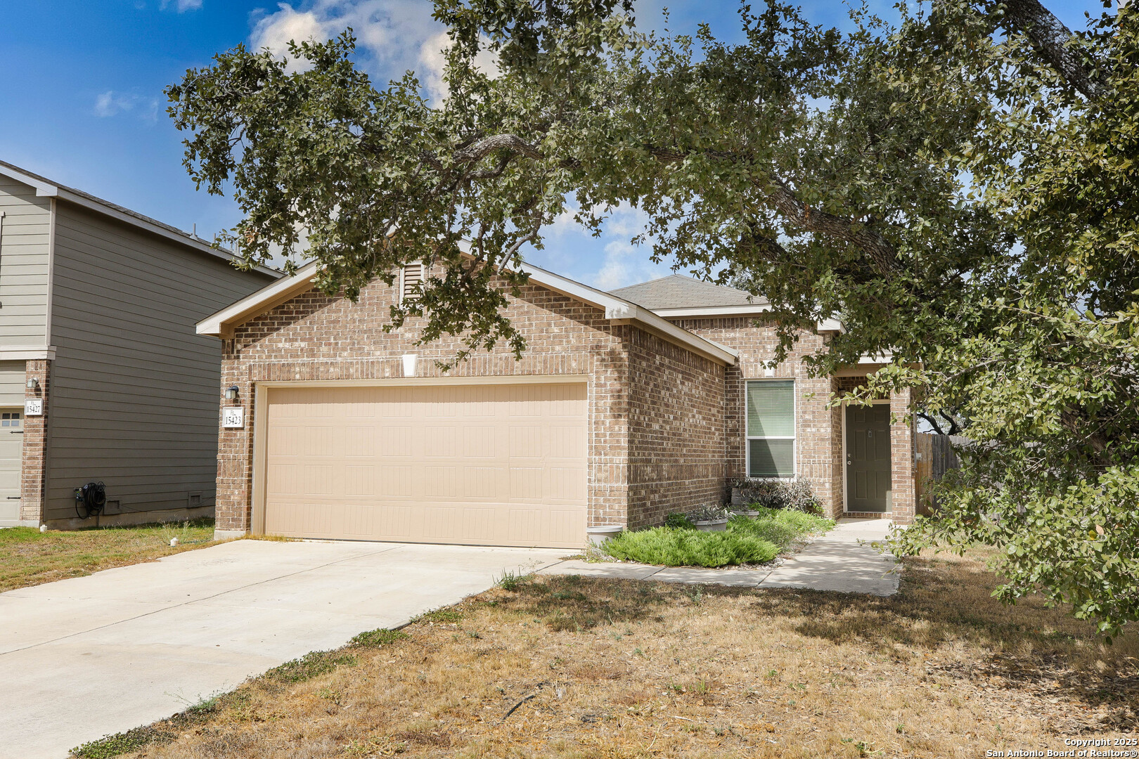 main property photo 19