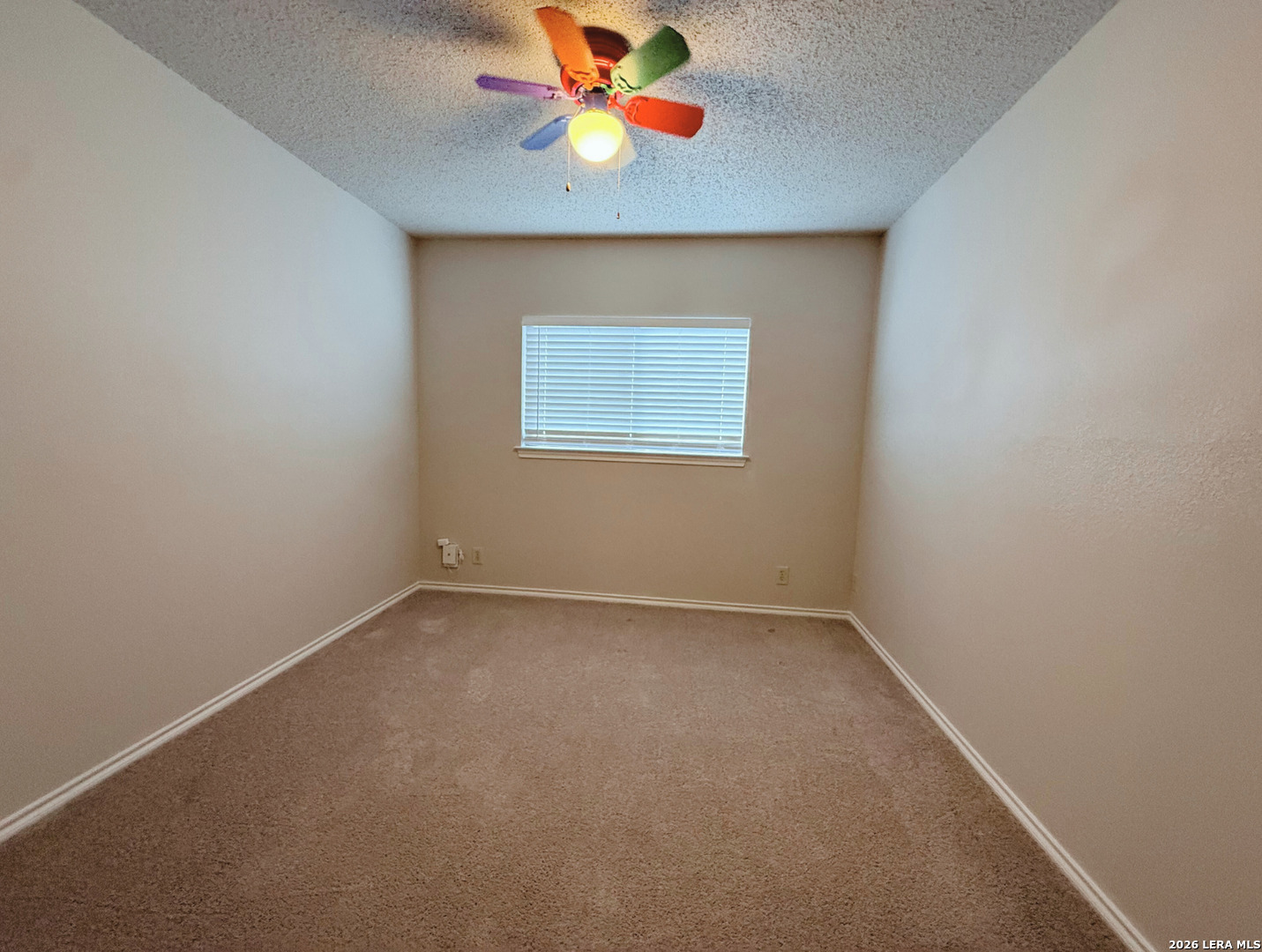 property viewer photo 17