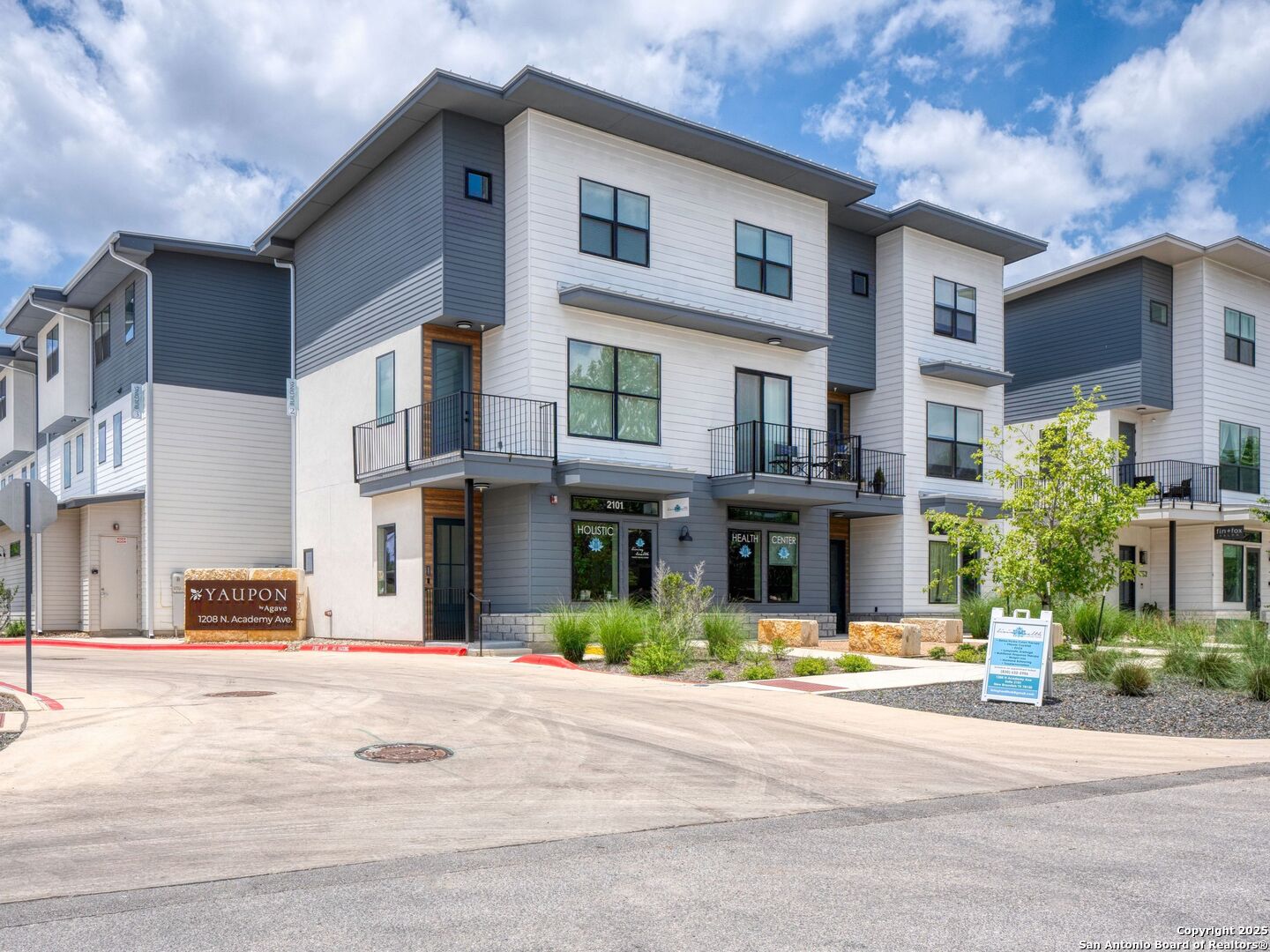 main property photo 26