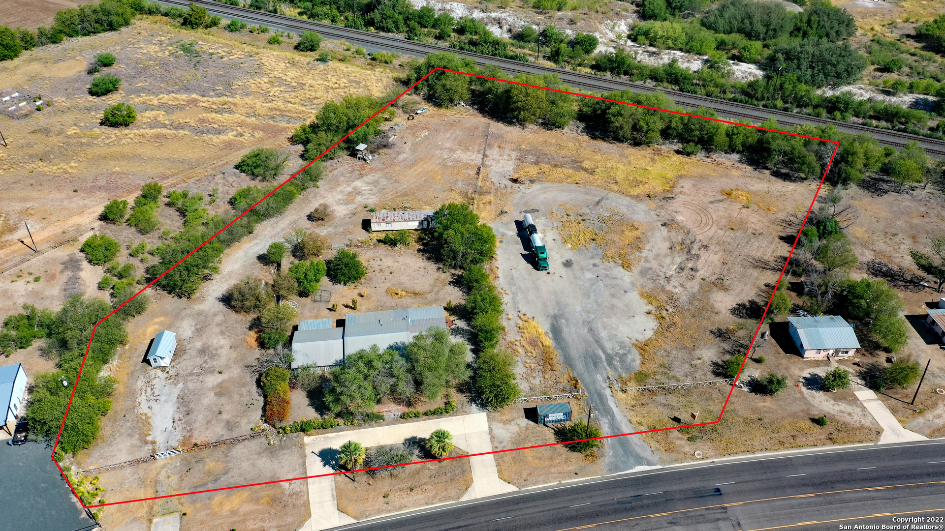 main property photo 1