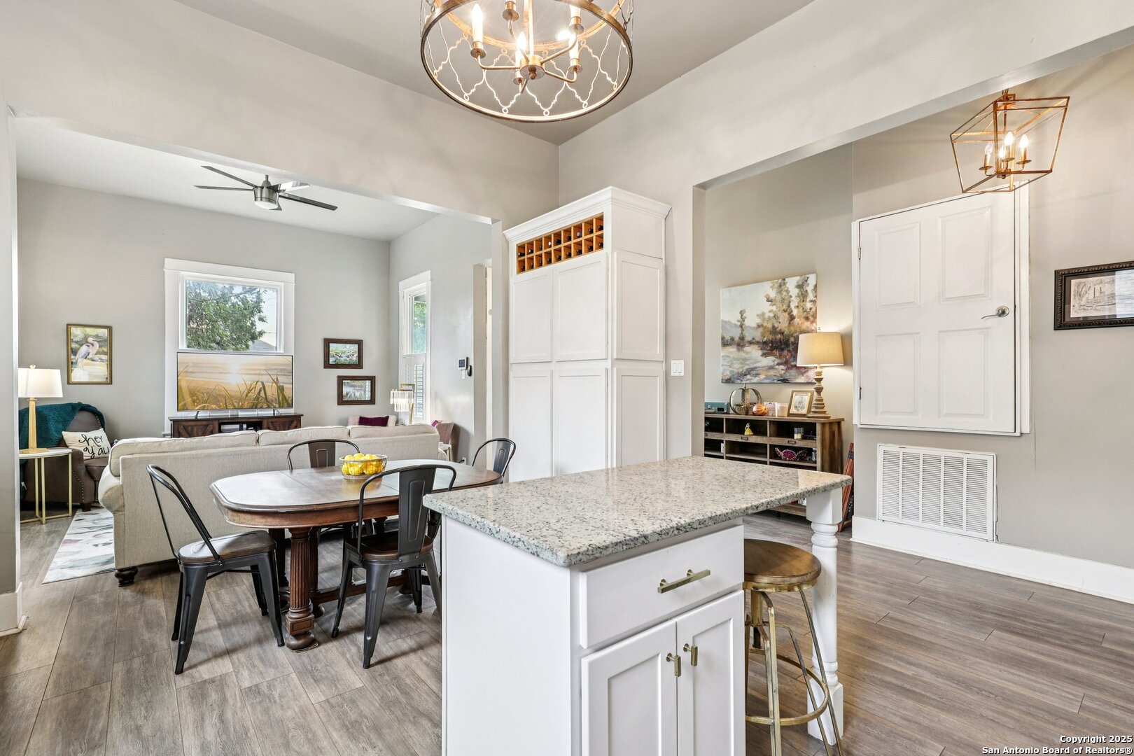 property viewer photo 14
