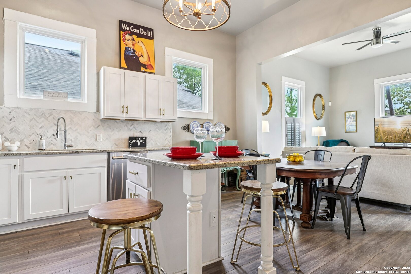 property viewer photo 18