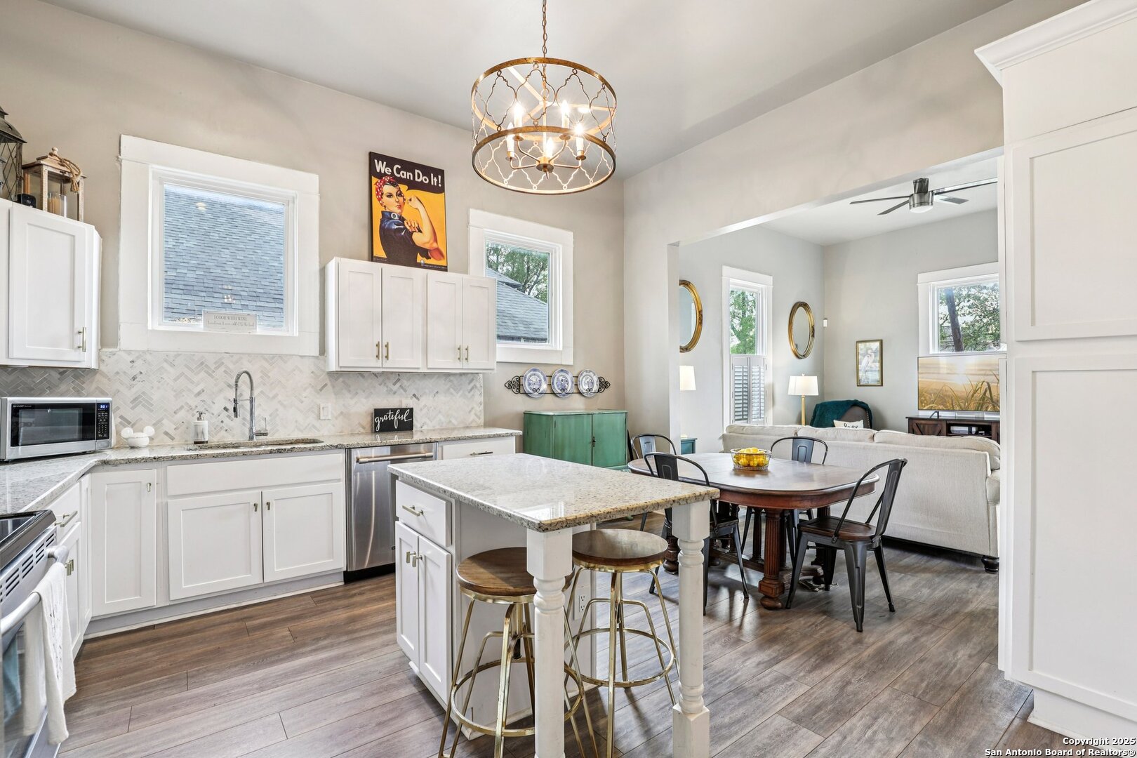 property viewer photo 19