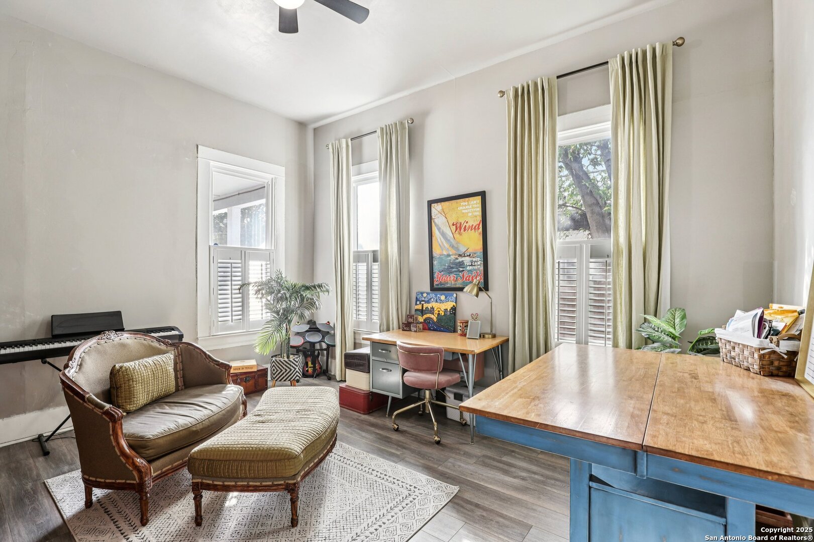 property viewer photo 21