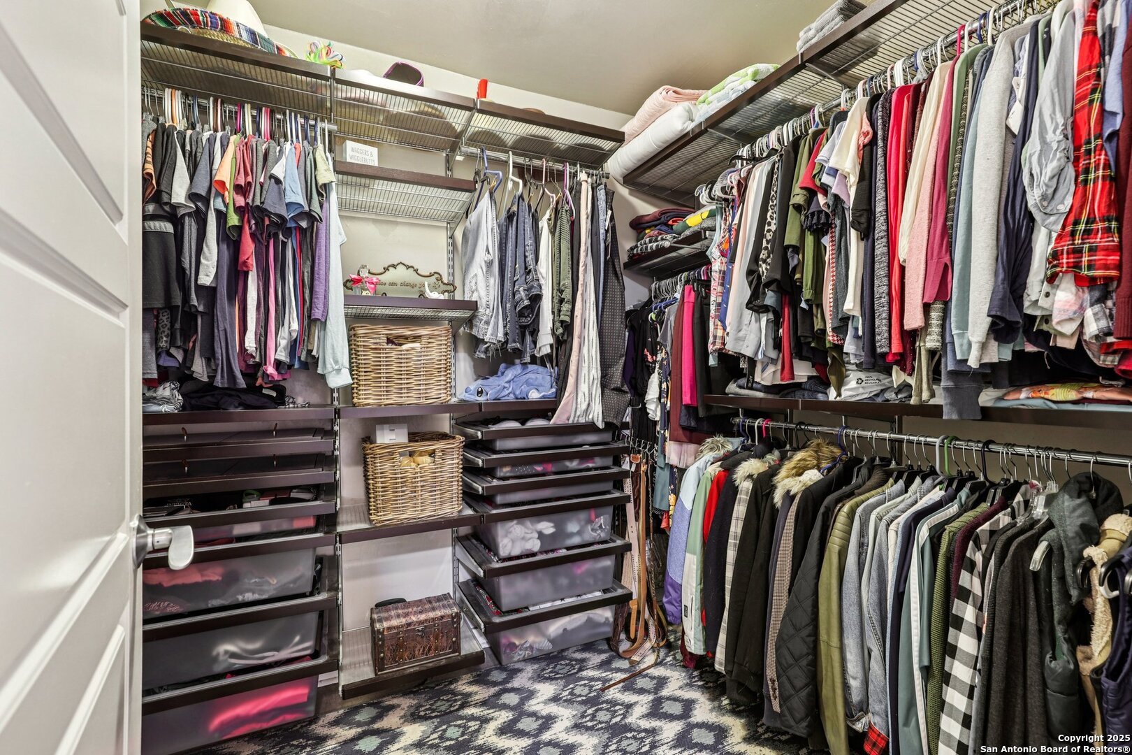 property viewer photo 33