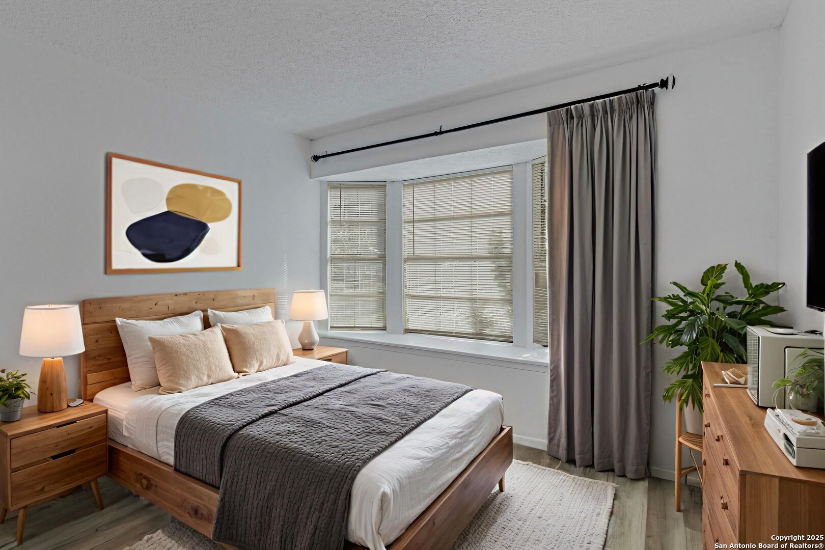 property viewer photo 16