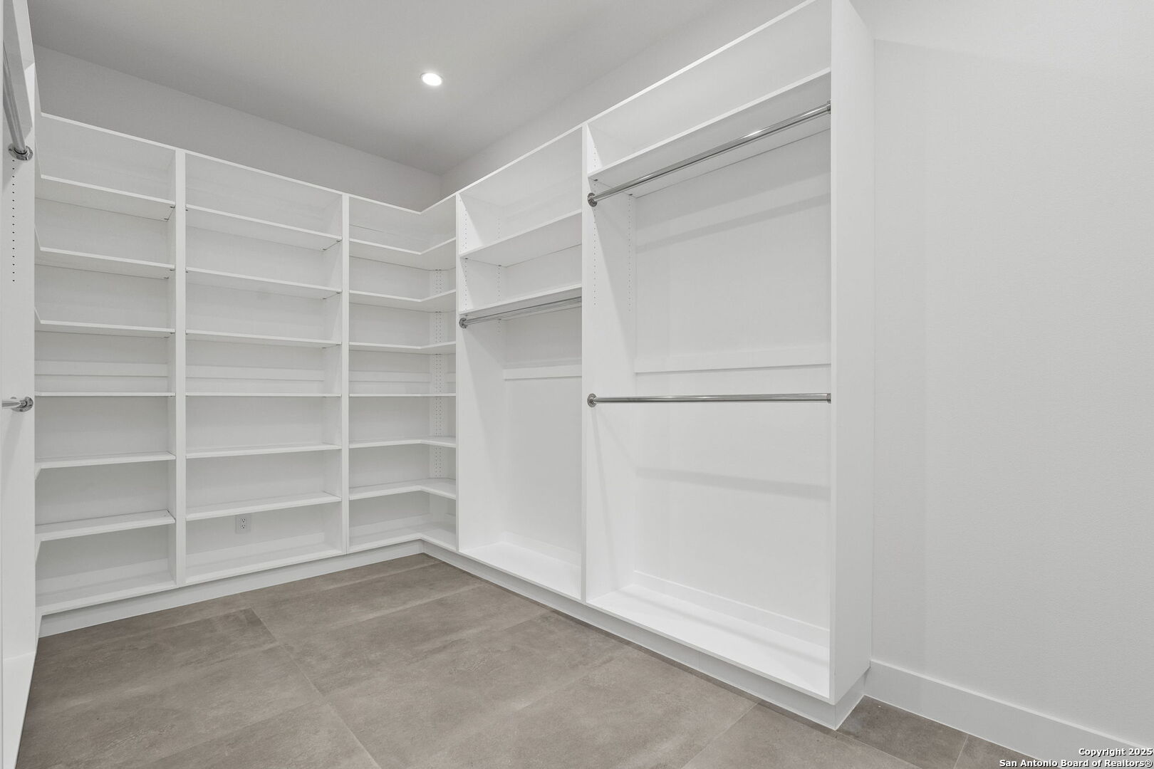 property viewer photo 19