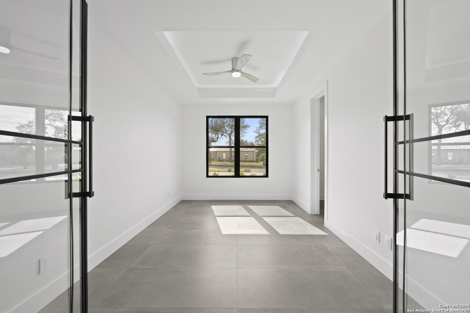property viewer photo 21