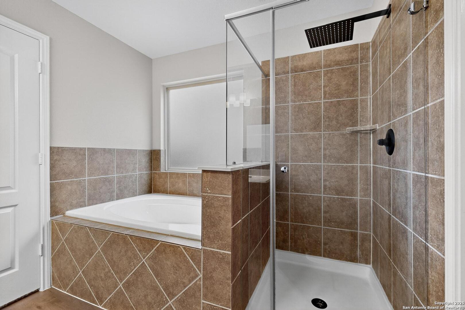 property viewer photo 17