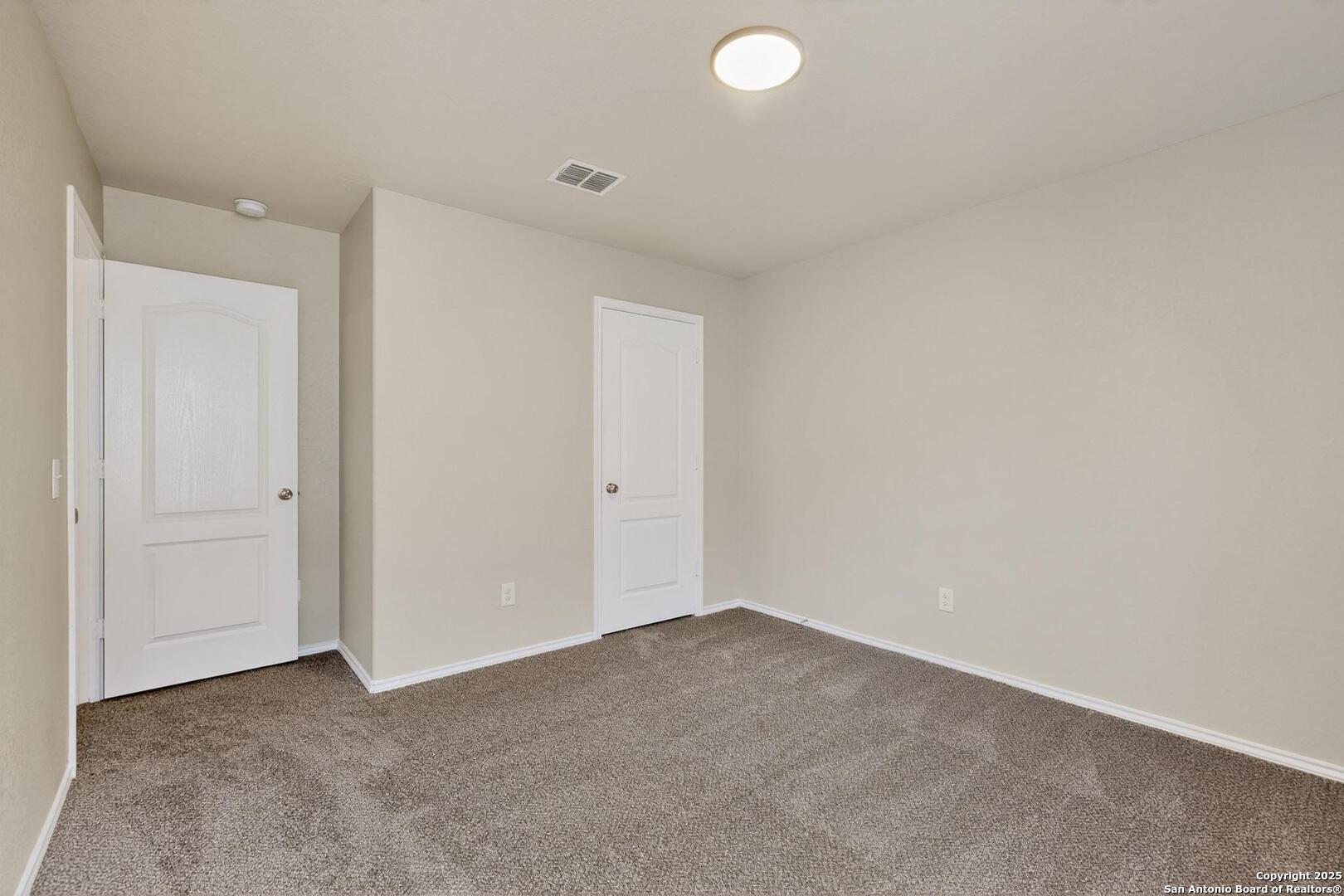 property viewer photo 20