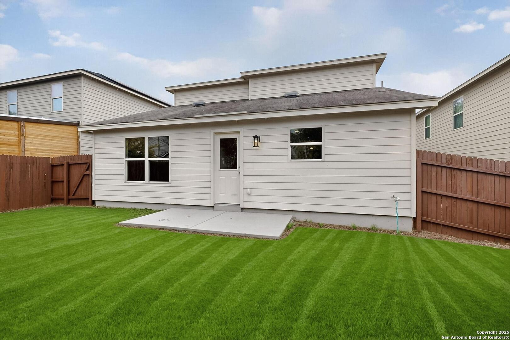 property viewer photo 31