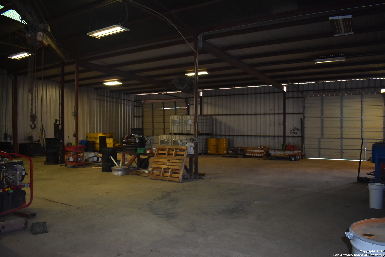 main property photo 12