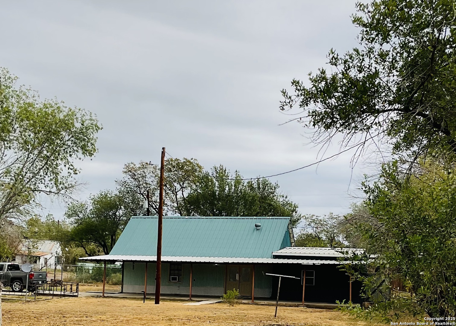 main property photo 1