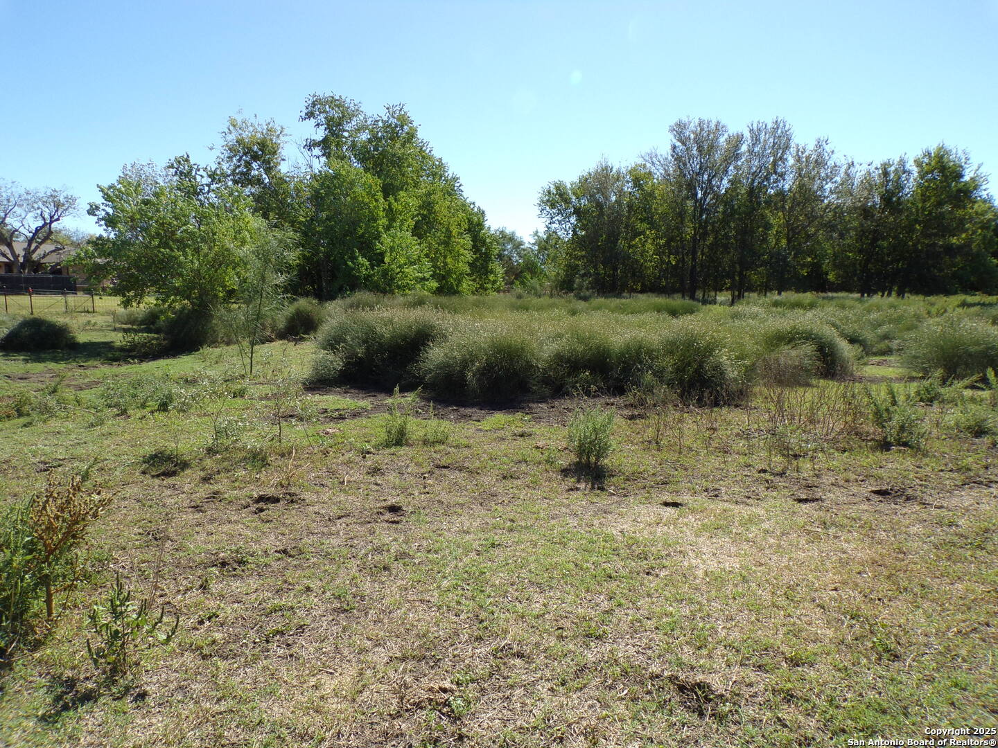 main property photo 6