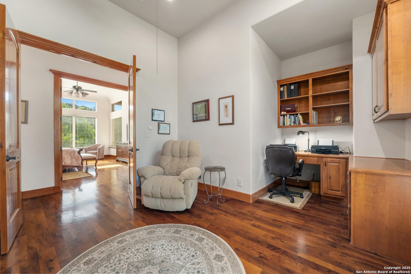 main property photo 28