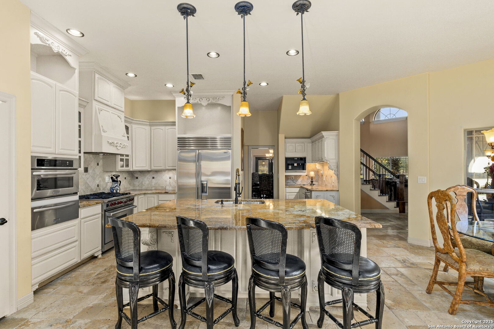 main property photo 12