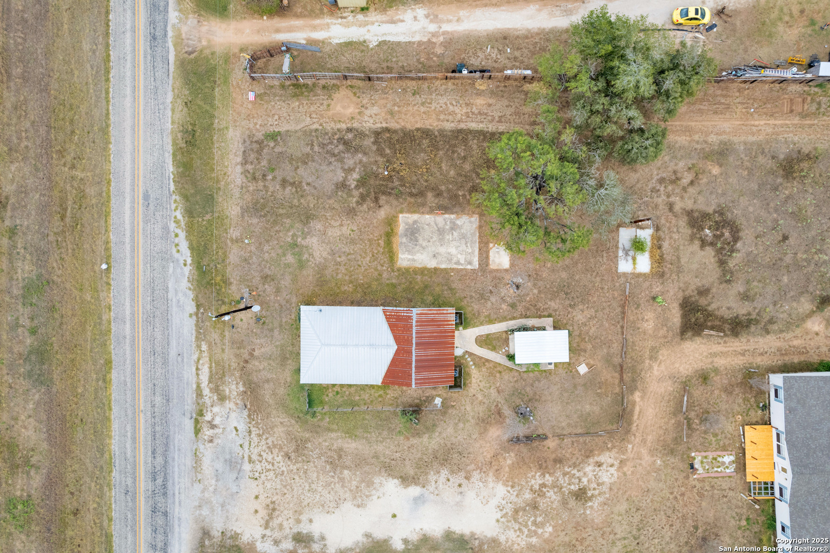 main property photo 11