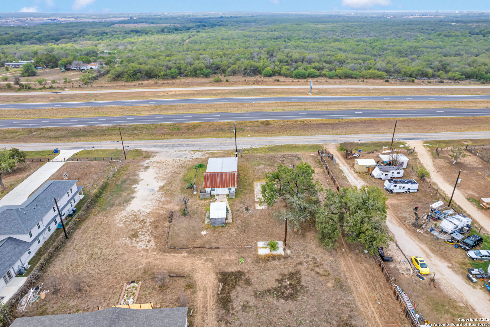 main property photo 12