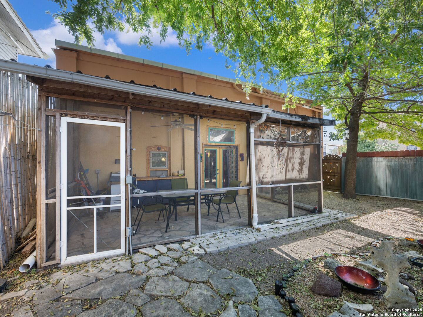 main property photo 27