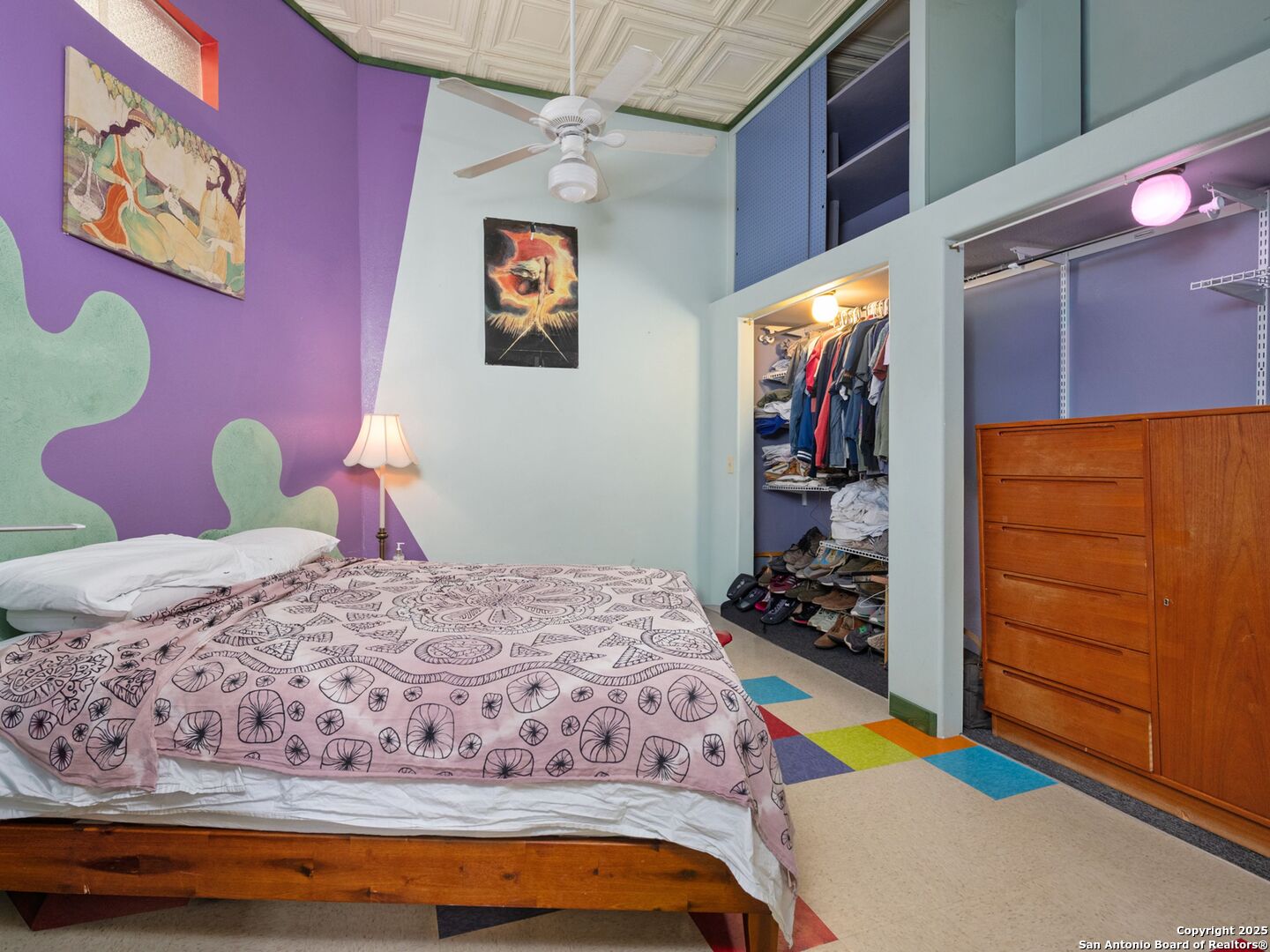 main property photo 25