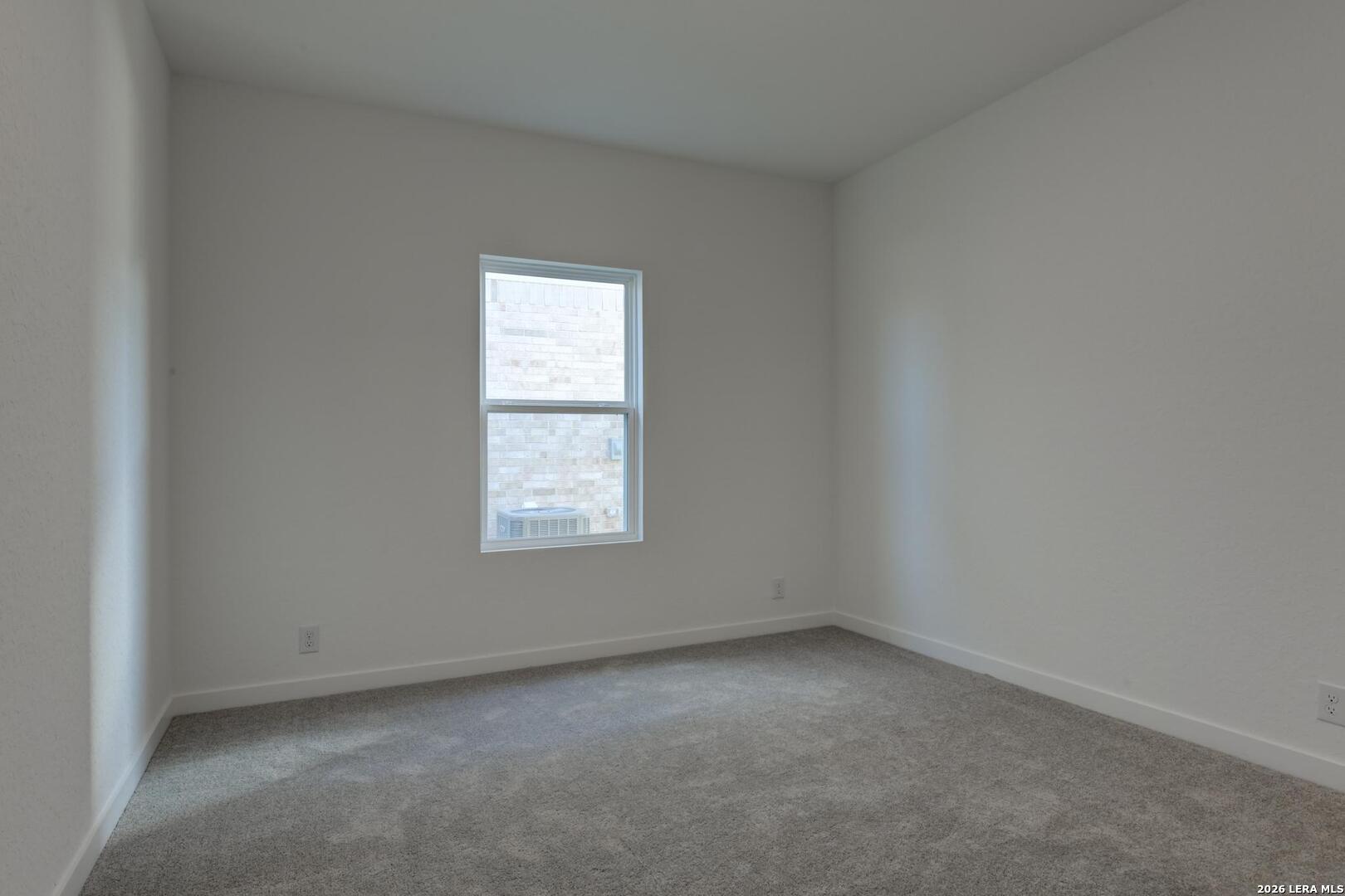 property viewer photo 24