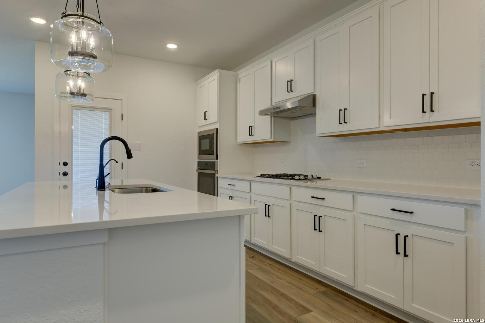 property viewer photo 8