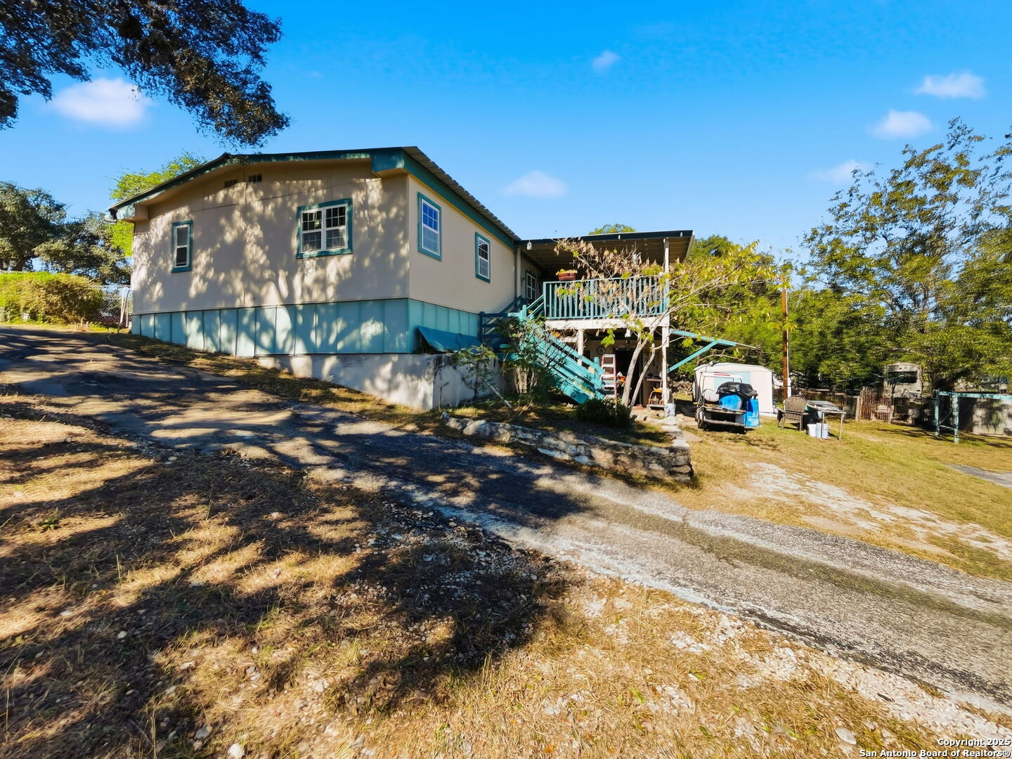 main property photo 19