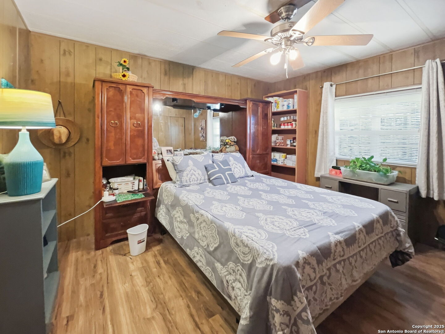 main property photo 5