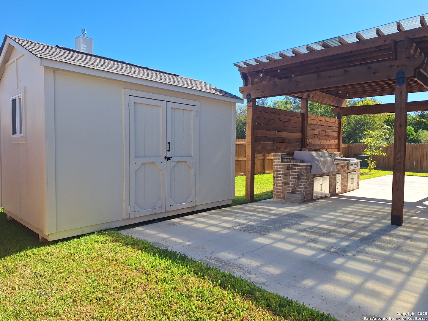main property photo 48