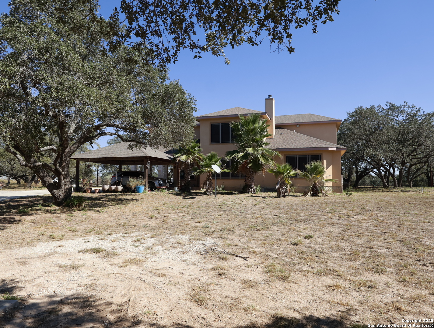 main property photo 10