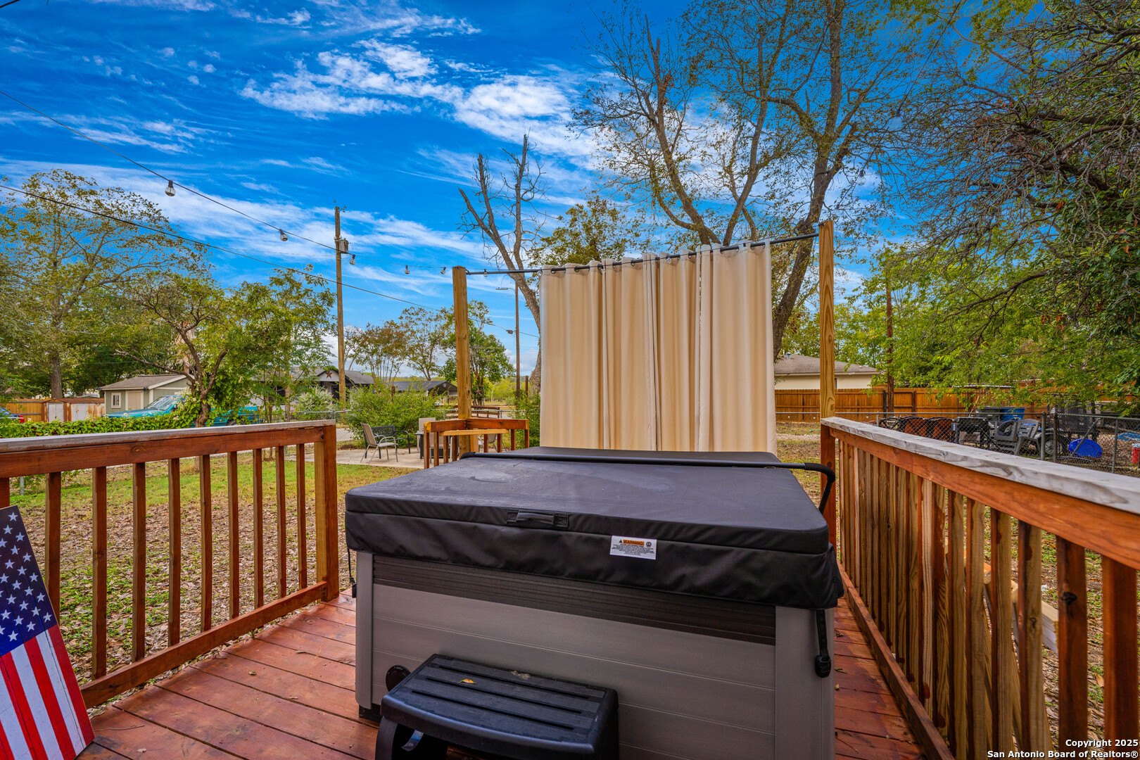 main property photo 17