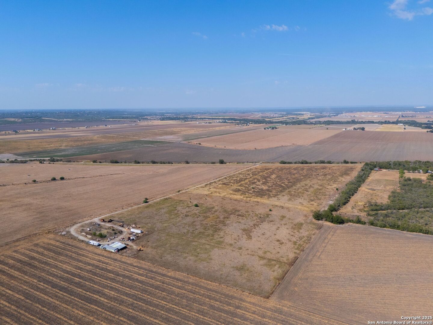 main property photo 10