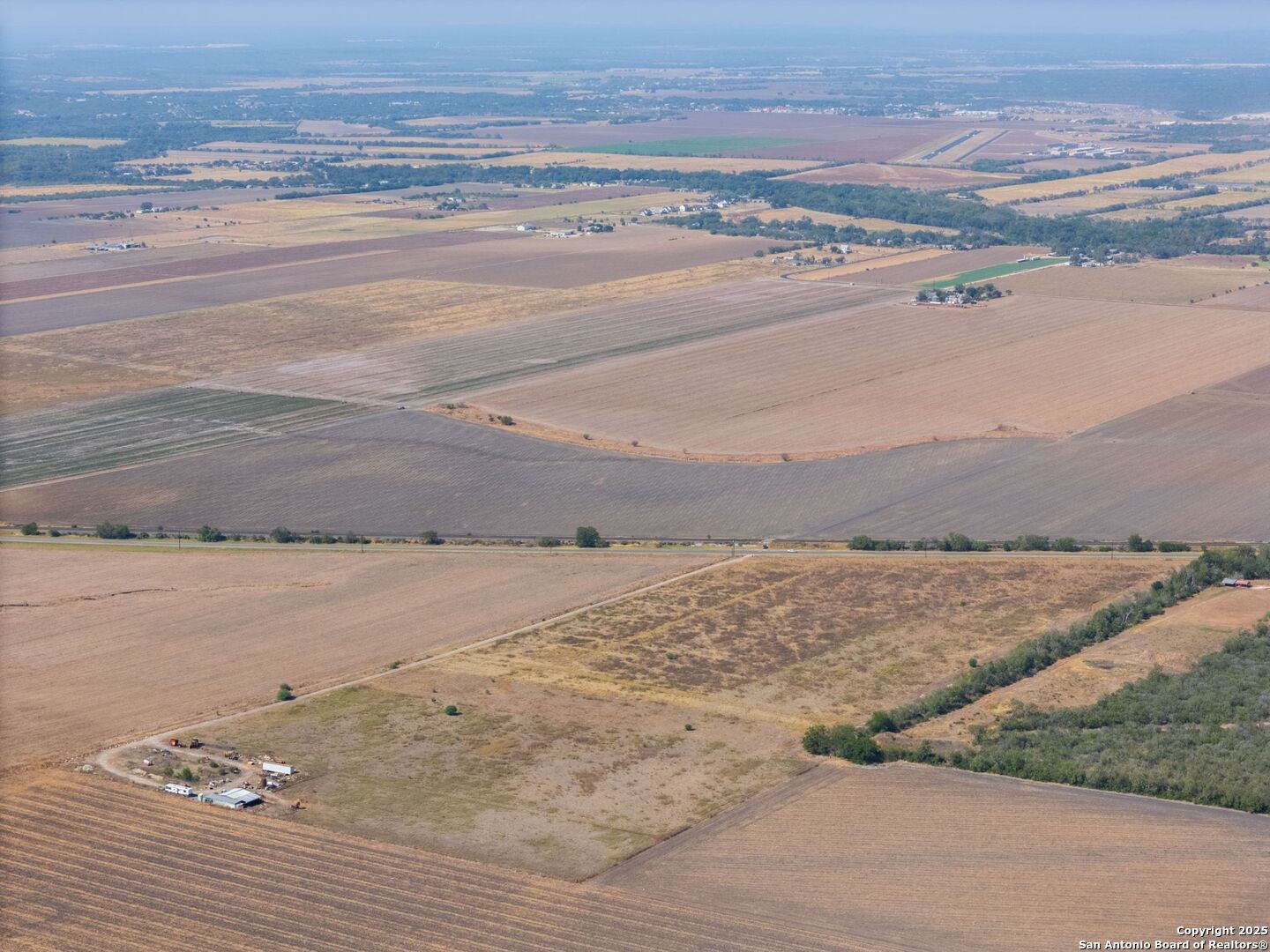 main property photo 9