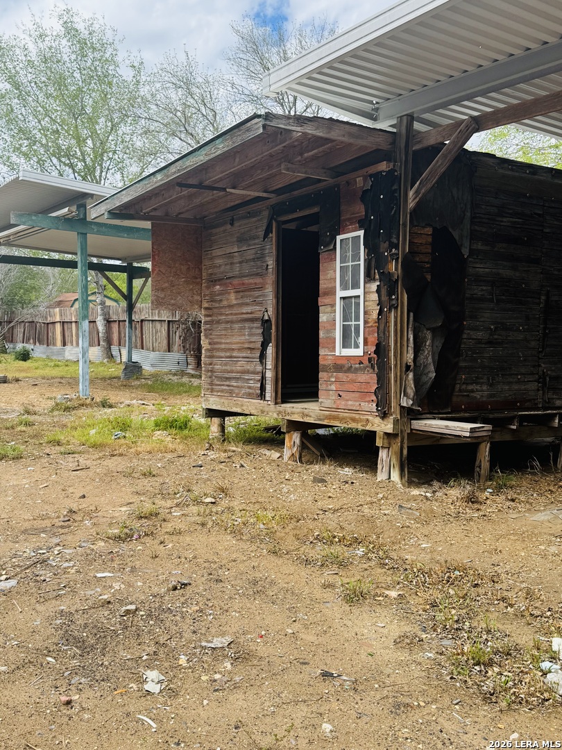 main property photo 8