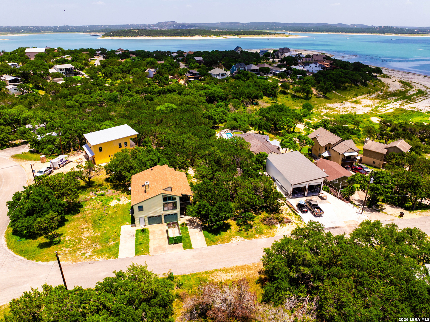main property photo 9