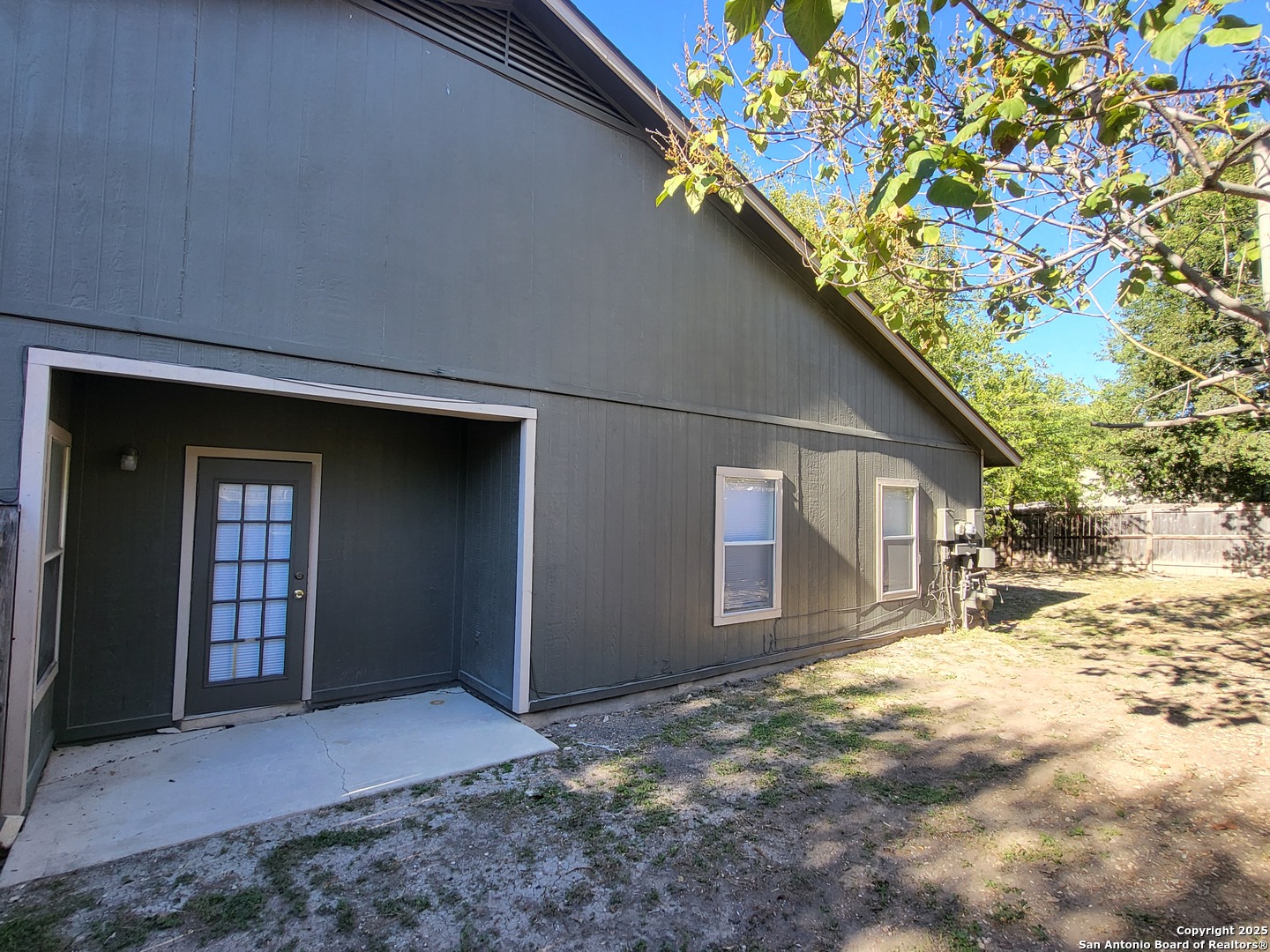 main property photo 15