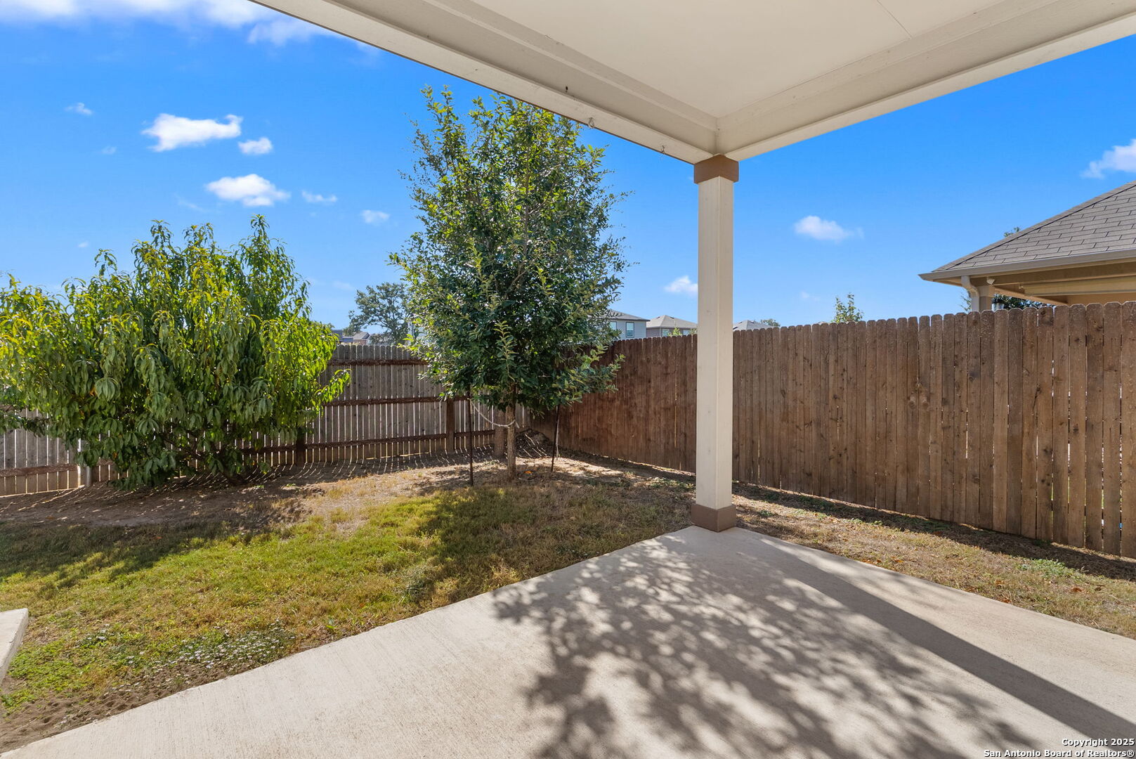 property viewer photo 33