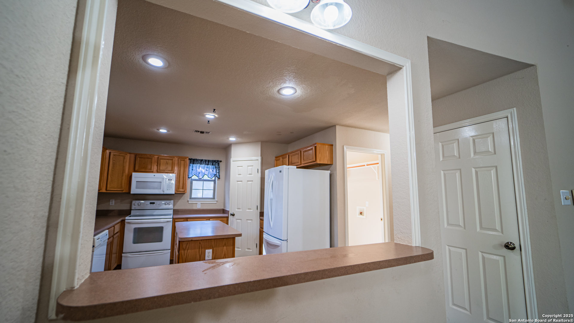 property viewer photo 11