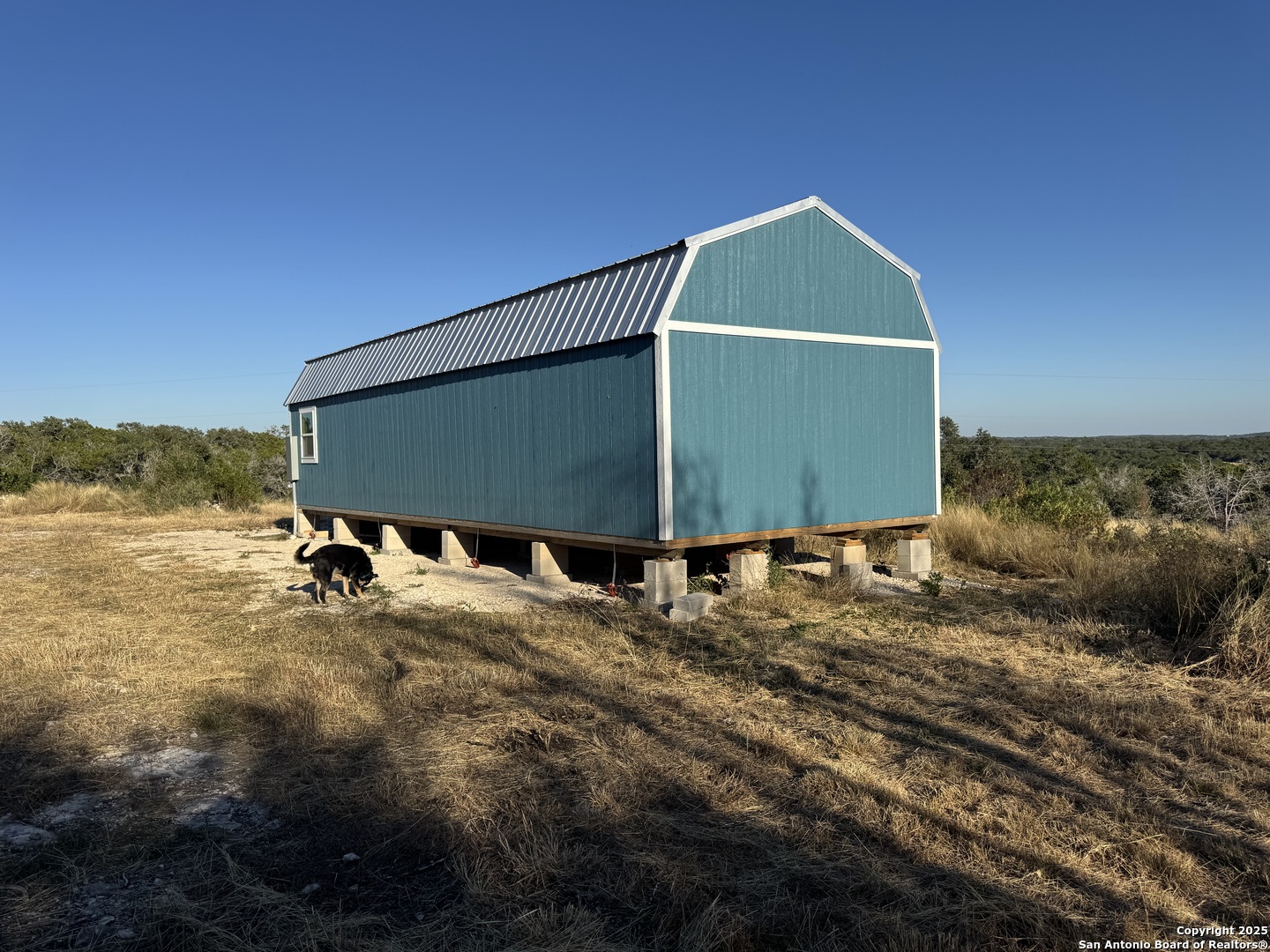 main property photo 22