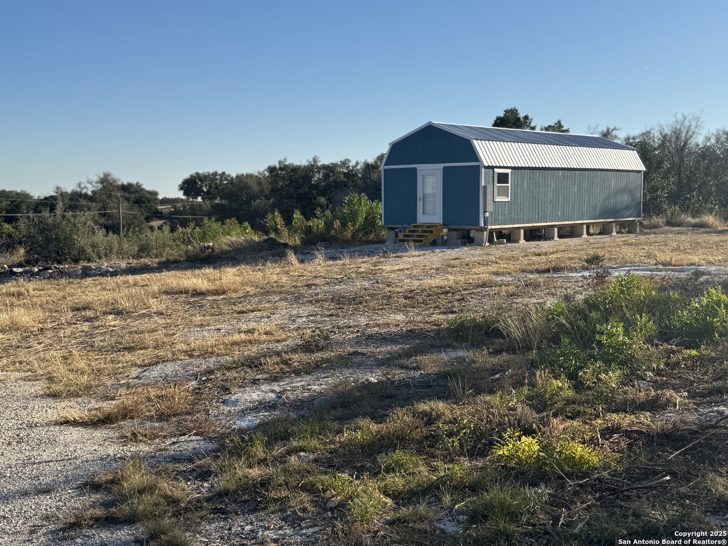 main property photo 48