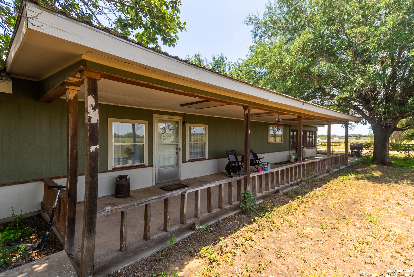 main property photo 2