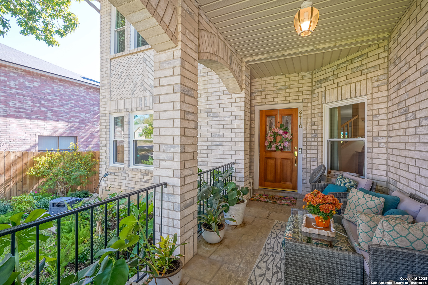 main property photo 16