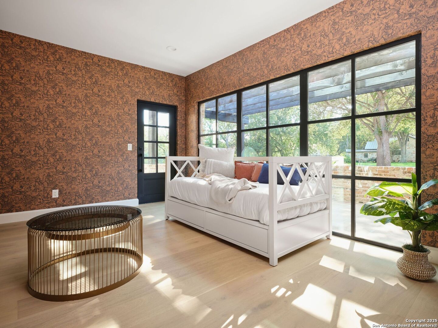 main property photo 37