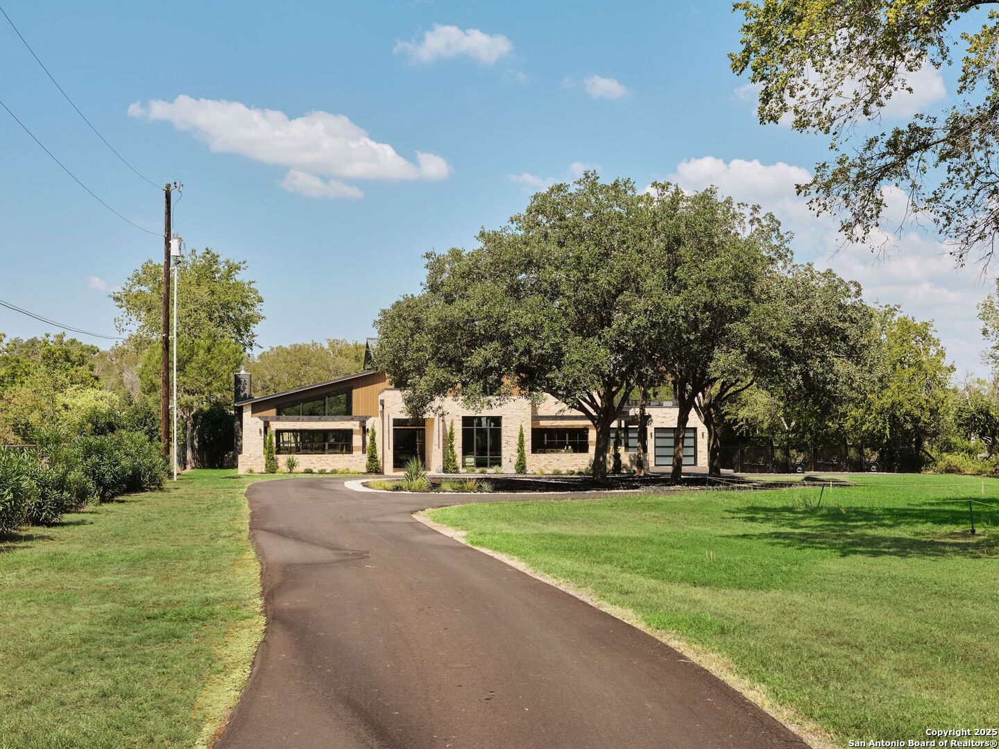 main property photo 57