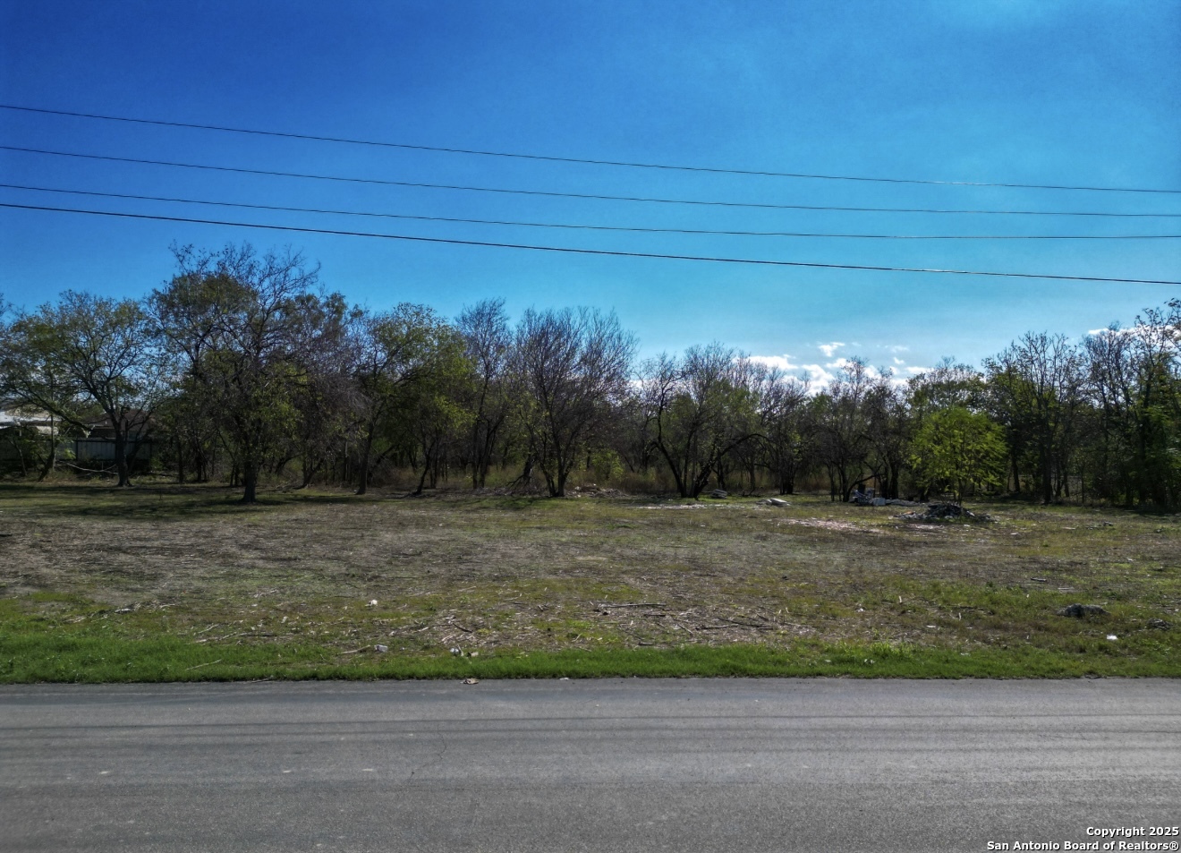 main property photo 12