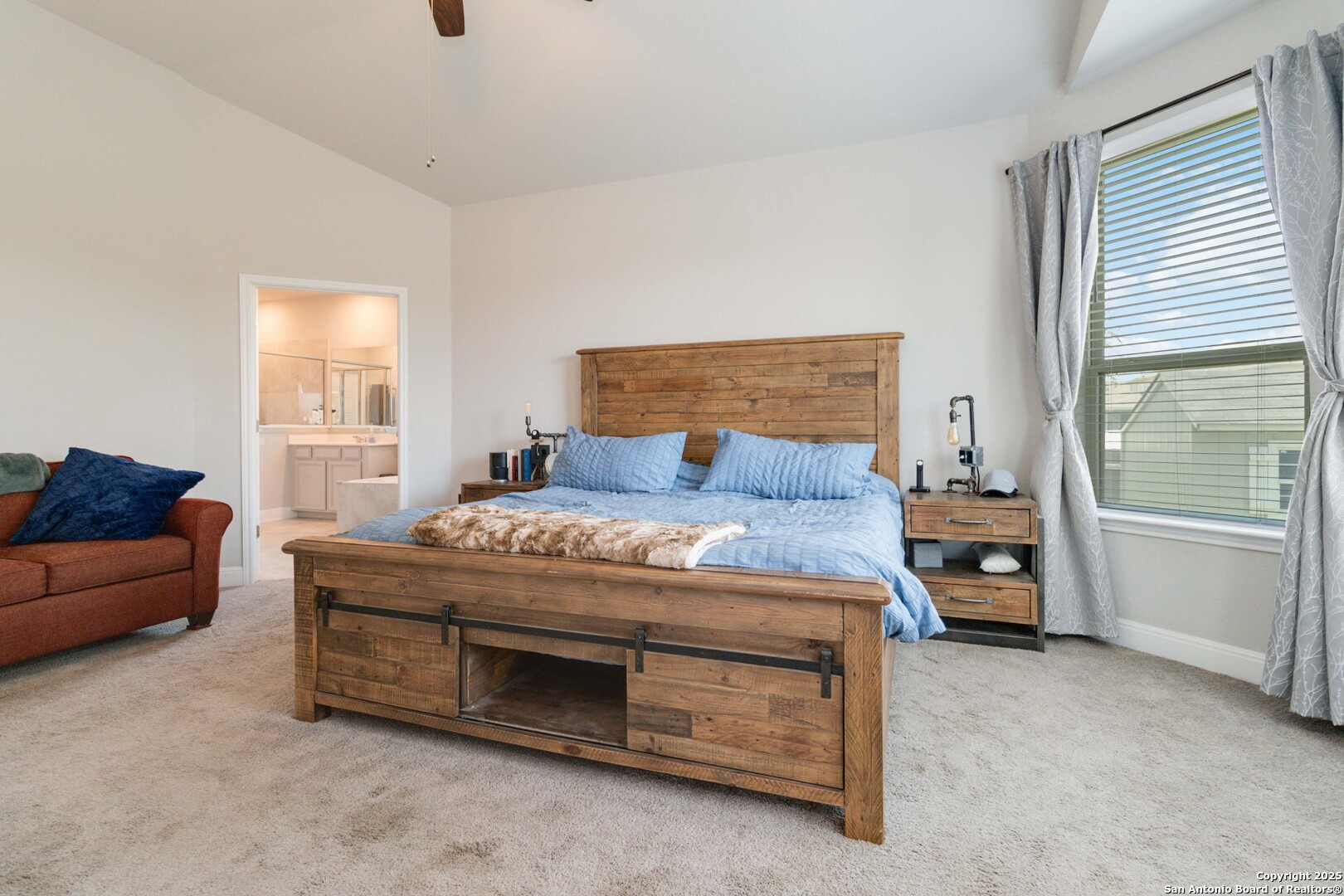 property viewer photo 16