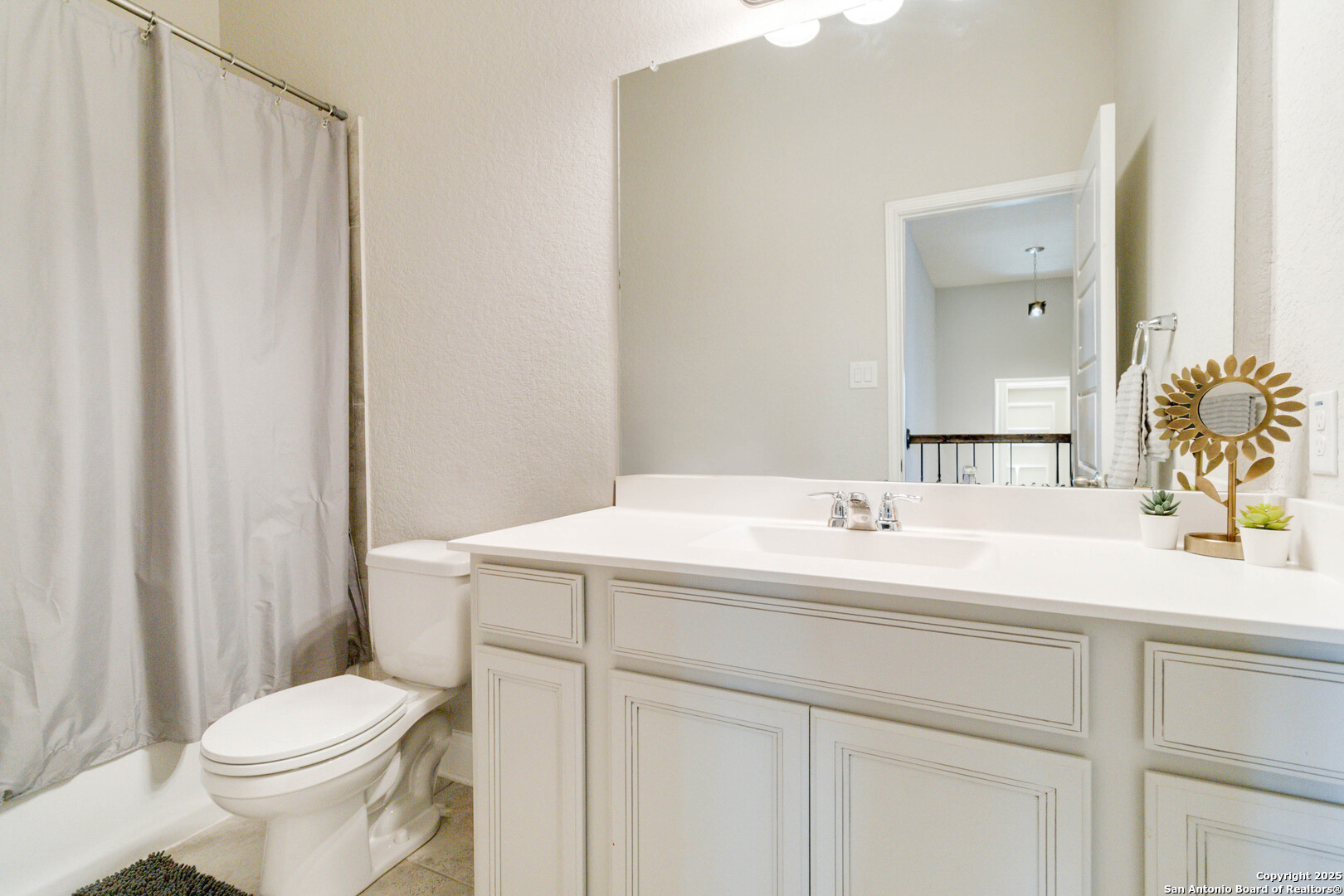 property viewer photo 30