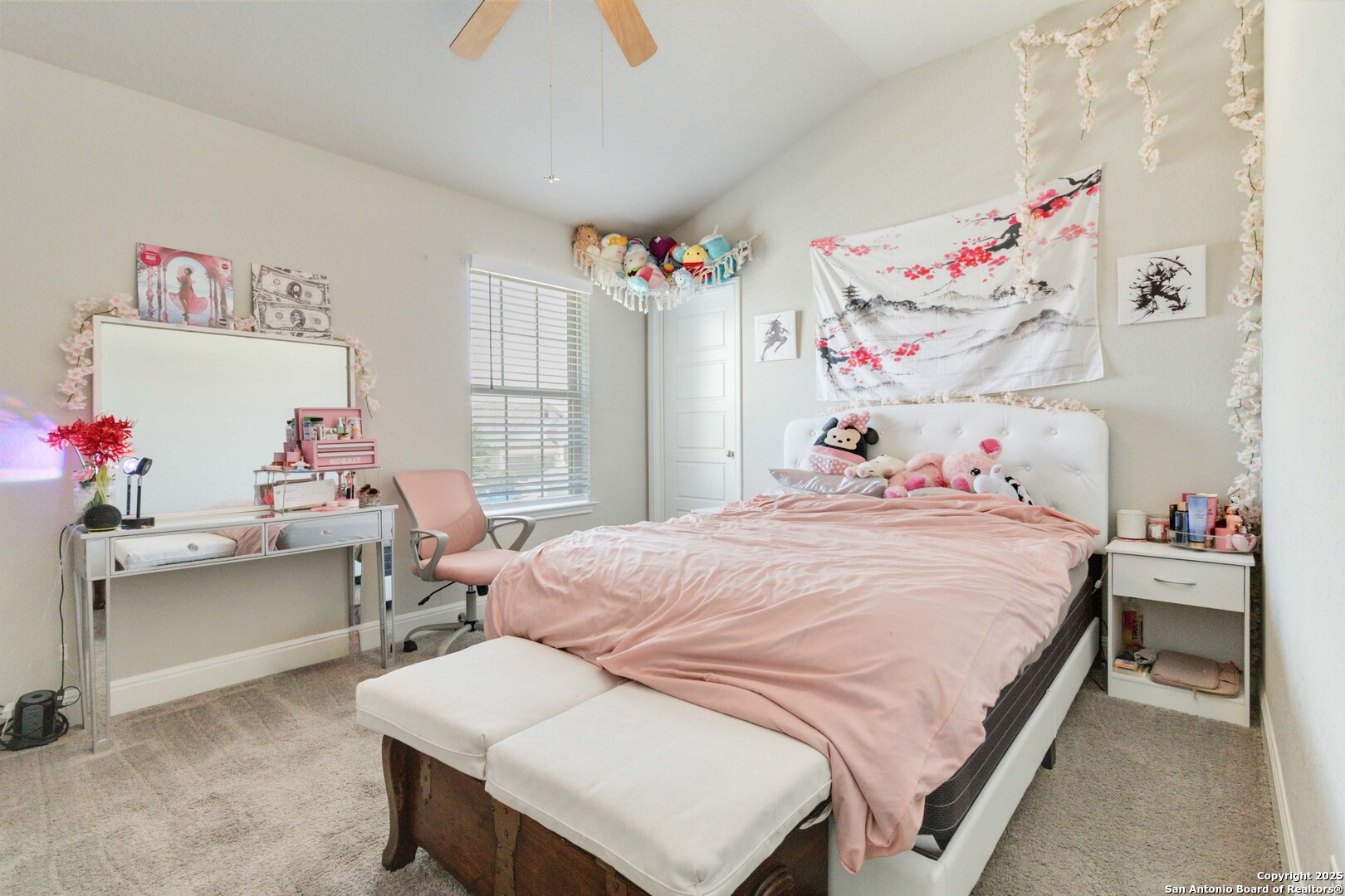 property viewer photo 31