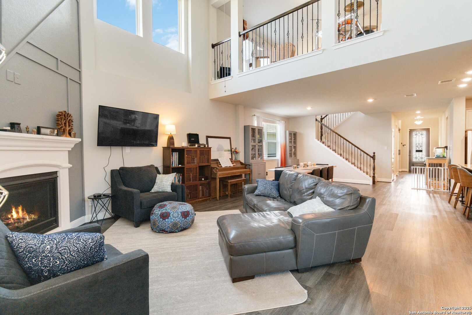property viewer photo 6
